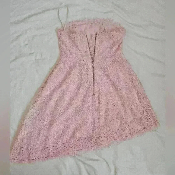 NBD NWT Revolve Pink Lace Strapless Mini - Picture 6 of 8